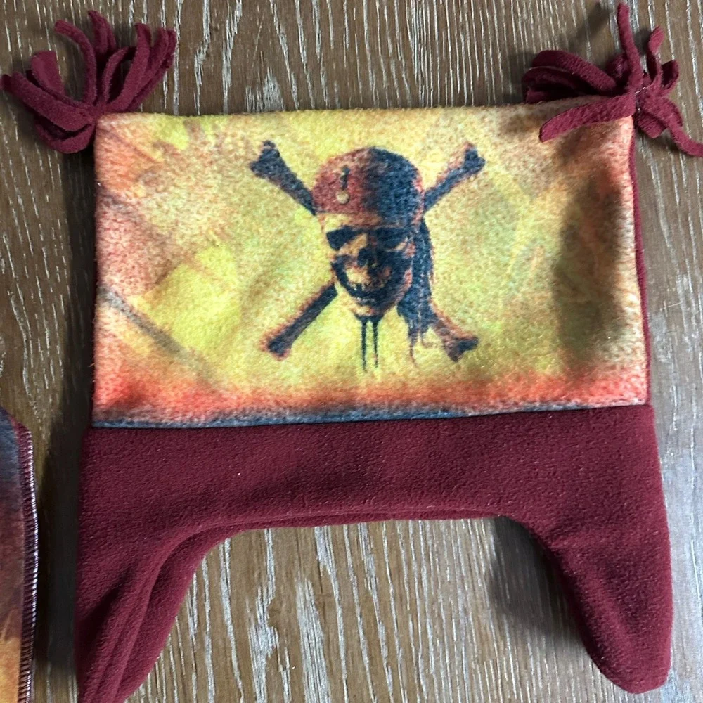 Disney Store Exclusive Pirates of the Caribbean‎ Hat, Gloves, and Scarf FOR KIDS